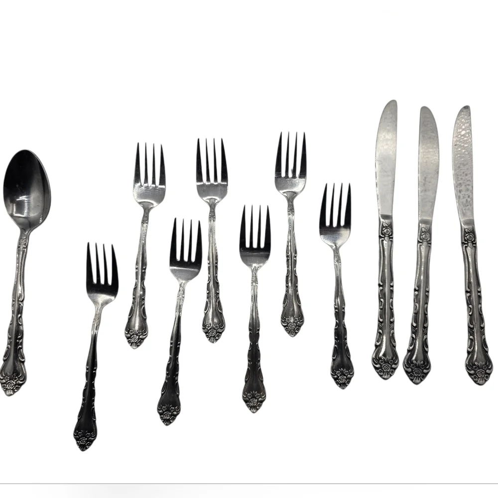 Sears Roebuck LAKEWOOD Tradition Stainless USA / Oneida Silverware Forks Knives